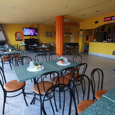 Klif-nowe Klimatyzowane Domki, 400m Od Centrum Rewala, 30m Od Morza Ferienhaus *