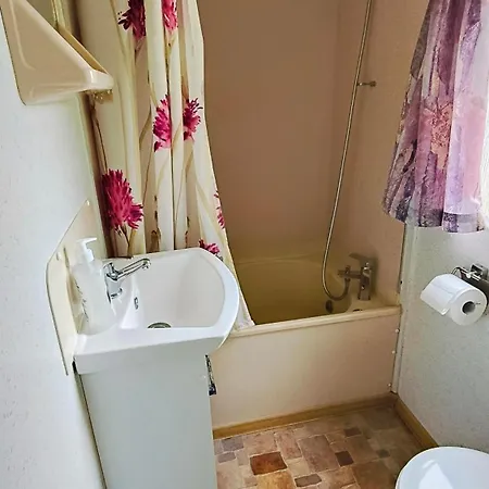 Klif-nowe Klimatyzowane Domki, 400m Od Centrum Rewala, 30m Od Morza