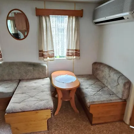 Klif-nowe Klimatyzowane Domki, 400m Od Centrum Rewala, 30m Od Morza Сasa de vacaciones *