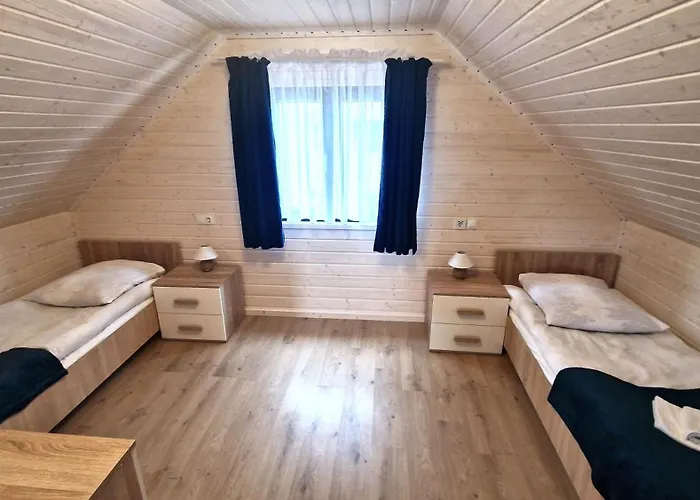 Vakantiehuis Klif-nowe Klimatyzowane Domki, 400m Od Centrum Rewala, 30m Od Morza